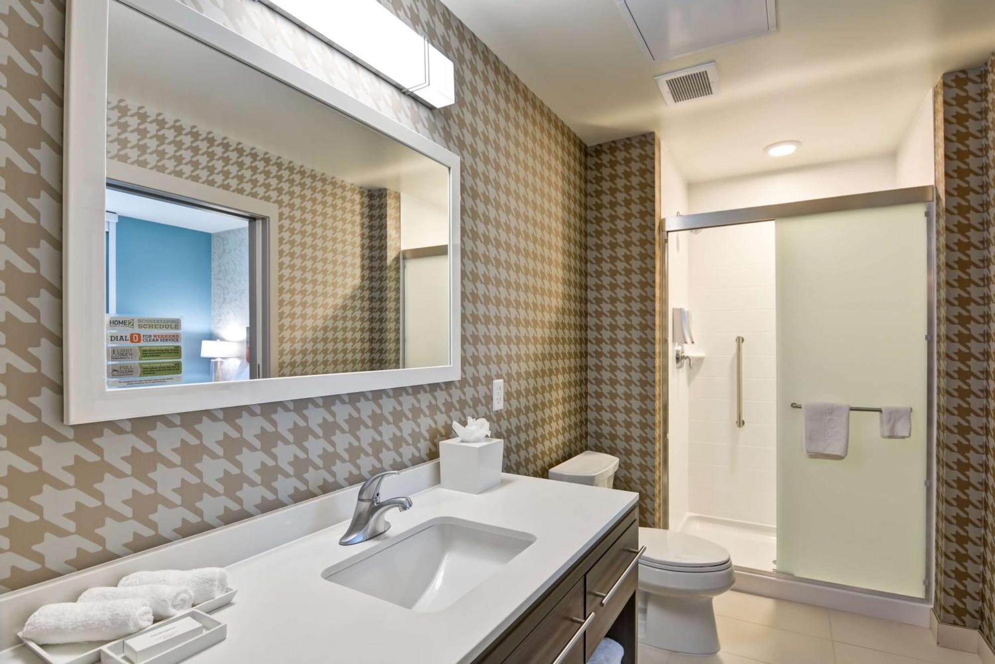 Hotel Home2 By Hilton Lafayette