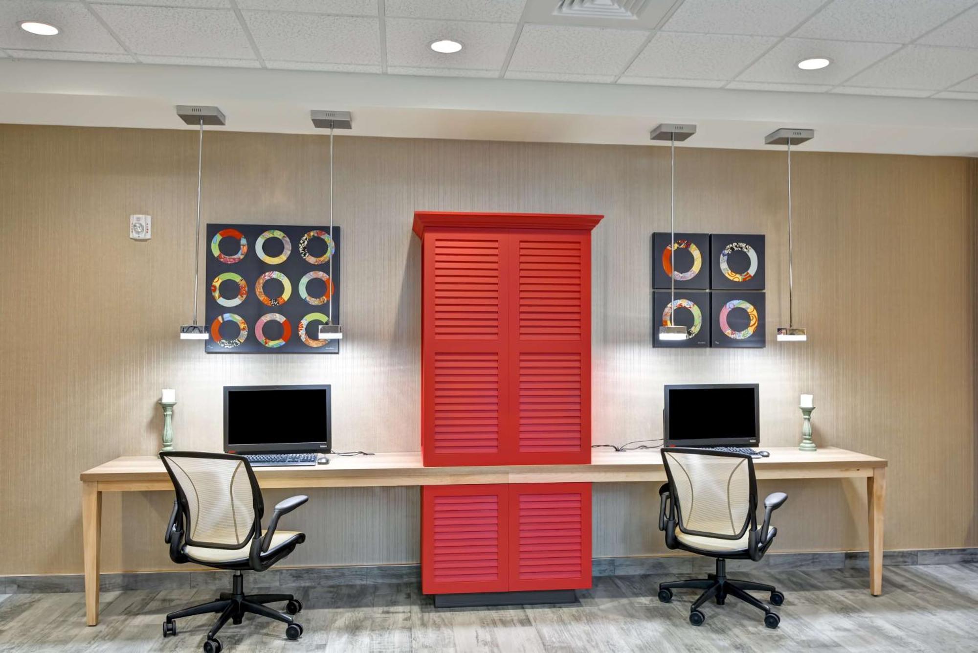 Home2 By Hilton 3*